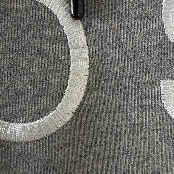 Pyer Moss Ebroidered Logo Crop Kangaroo Pocket Hoodie
100% Cotton Size Small - Picture 12 of 12